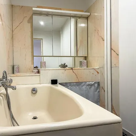 Au Coin Ponot - Jardin, Wifi, Parking Gratuit Apartment