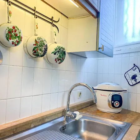 Apartment Au Coin Ponot - Jardin, Wifi, Parking Gratuit *