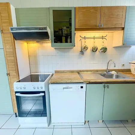 Apartment Au Coin Ponot - Jardin, Wifi, Parking Gratuit