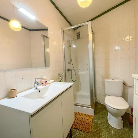 Apartment Au Coin Ponot - Jardin, Wifi, Parking Gratuit