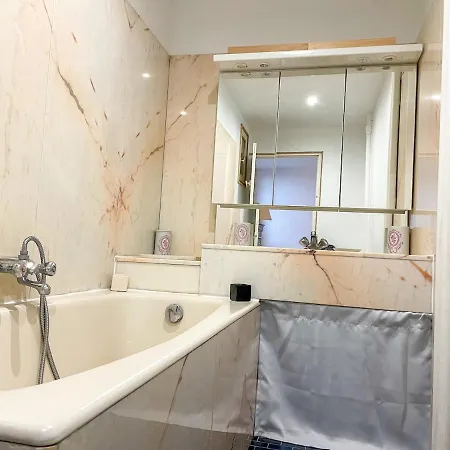 Au Coin Ponot - Jardin, Wifi, Parking Gratuit Apartment Le Puy-en-Velay